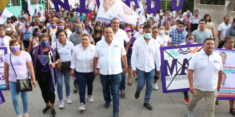 No era para menos, Lázaro Cárdenas respalda totalmente a Nivardo Mena