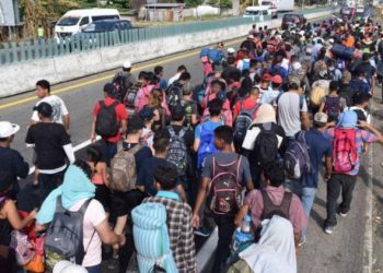 El INM traslada a Tabasco a varios integrantes de la caravana “Viacrucis Migrante”