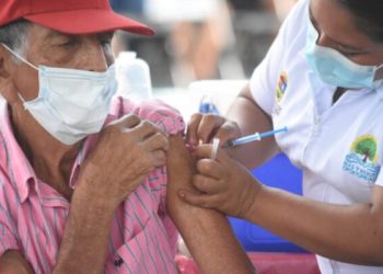 Comienza con la aplicación del refuerzo contra el COVID-19 en Felipe Carrillo Puerto