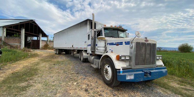 Guardia Nacional asegura un vehículo con blindaje y dos mil cartuchos en Jalisco