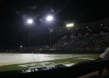 La lluvia echó a perder la fiesta en Macuspana