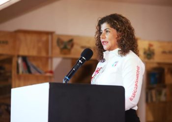 “O te protejo o te pago”: Leslie Hendricks Rubio