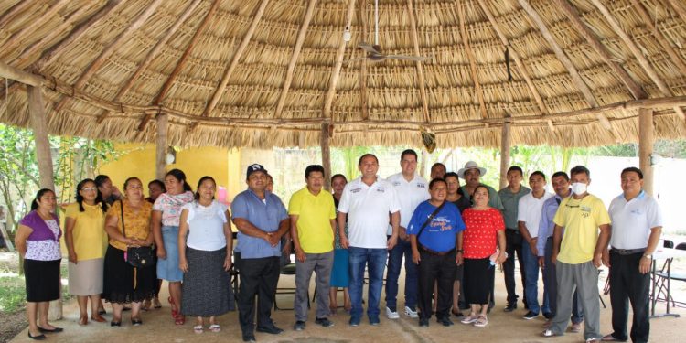 Asegura Nivardo Mena que su gobierno acabará con la pobreza alimentaria