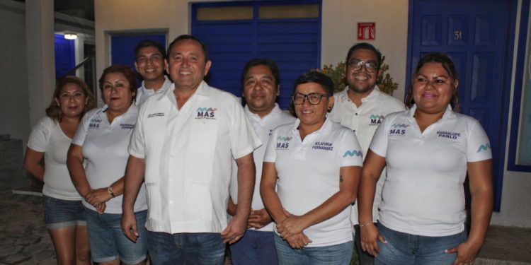 Arranca Nivardo Mena actividades proselitistas en Cozumel