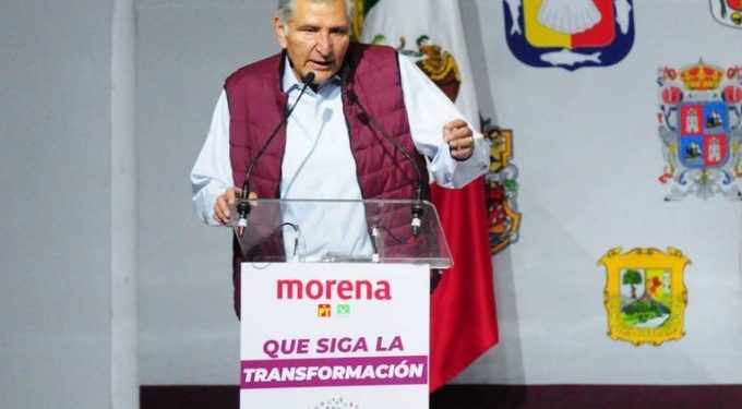 Anuncia Adán Augusto posible final del INE