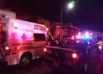 Intento de ejecución en Cancún; deja a dos hombres y una mujer con heridas de bala