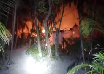 Se incendia prácticamente por completo el hotel «La Célula»