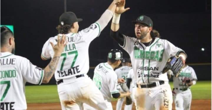 Dividen triunfos Olmecas y Águila del Veracruz