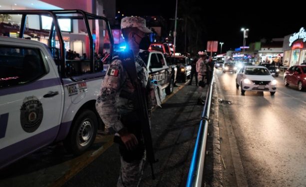 Se registra intensa movilización policial en la zona hotelera