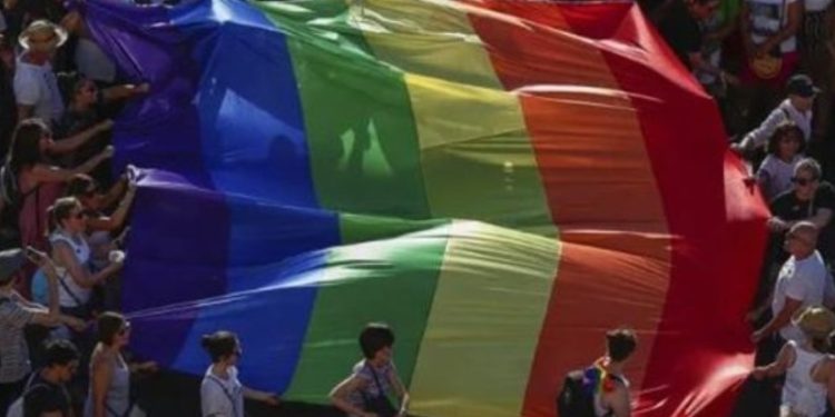 Prohíben la bandera LGBTTTI en la copa del mundo Qatar 2022