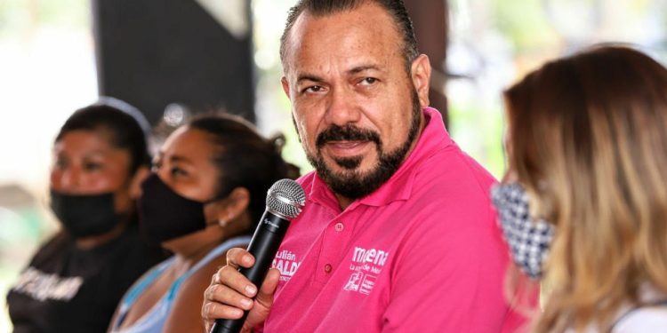 Gestionará Julián Ricalde apoyos económicos para pescadores de Quintana Roo