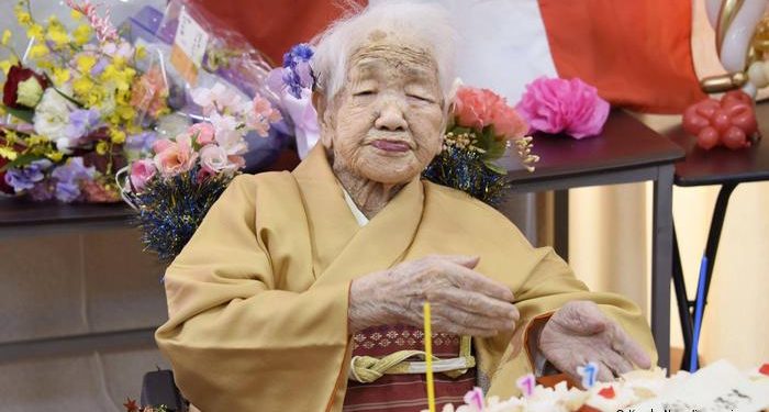 Fallece Kane Tanaka, la persona más longeva del mundo, a los 119 años