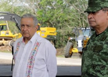 AMLO llega a Chetumal para supervisar las obras del Tren Maya