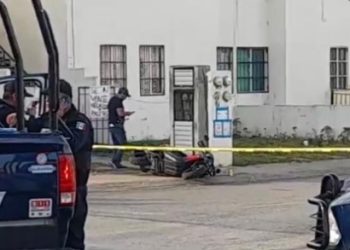 Atacan a un agente de la Policía Municipal desde un taxi del sindicato “Lázaro Cárdenas del Día”