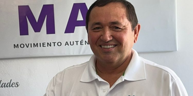 Nivardo Mena busca dar la pelea a los gigantes