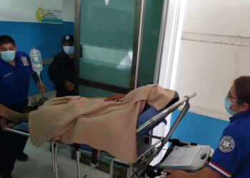 Balean a dos hombres en fraccionamiento de Cancún