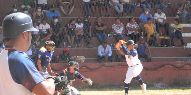 Los felinos continúan sólidos en pretemporada