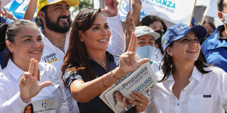 Es la hora de hacer el cambio: Laura Fernández