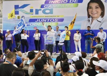 Inicia Kira Iris campaña e incita a los playenses a trabajar en equipo