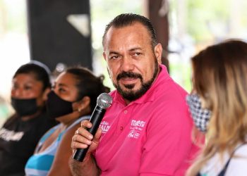 Gestionará Julián Ricalde apoyos económicos para pescadores de Quintana Roo