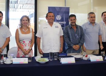 Hay que tener valor para romper esquemas dice Nivardo Mena a empresarios