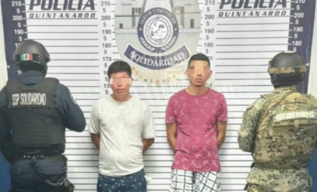 Aseguran a dos hombres con diversos narcóticos y la réplica de un arma de fuego en Playa del Carmen