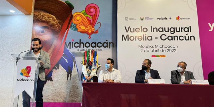 Volaris conecta por primera vez Cancún y Morelia