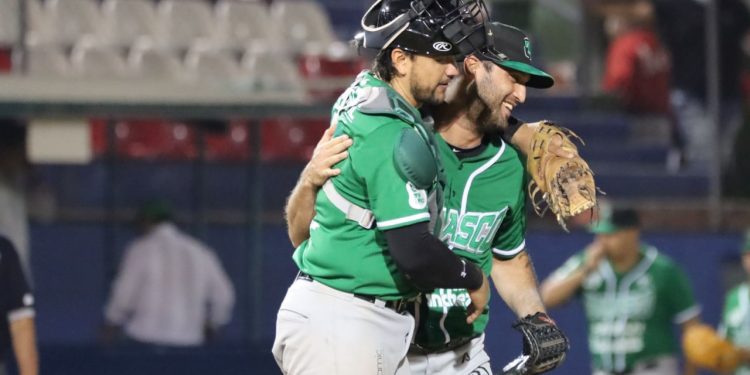 Roel brilla de nuevo y gran debut de José Félix; la serie es de Olmecas
