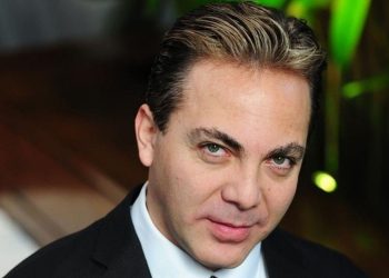 Cristian Castro celebra el cumpleaños de su hija y lo deja plantado