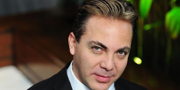 Cristian Castro celebra el cumpleaños de su hija y lo deja plantado