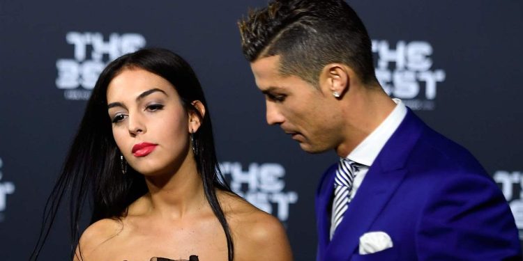 Cristiano Ronaldo y Georgina Rodríguez anuncian el lamentable fallecimiento uno de sus hijos mellizos
