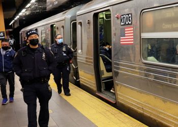 Descubren dos cadáveres en la estación del metro en Nueva York