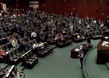 Diputados aprueban en comisiones la reforma eléctrica