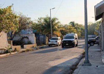 Reportan hallazgo de un cuerpo “ensabanado” en un fraccionamiento de Cancún
