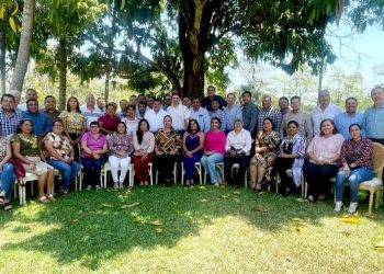 Tabasqueños cierran filas con AMLO