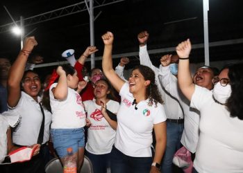 Opciones de desarrollo y vida digna para los jóvenes quintanarroenses: Leslie Hendricks