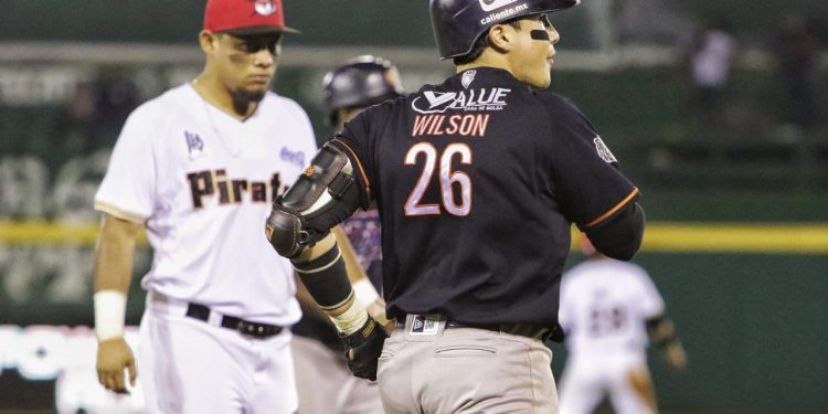 Piratas se queda con el primero ante los Tigres