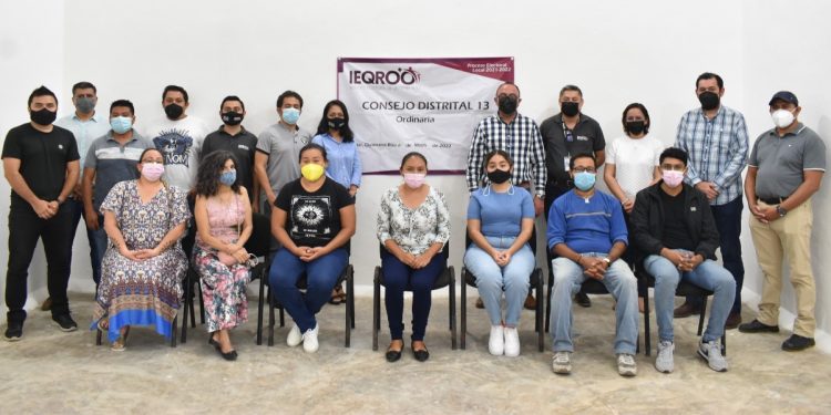 Instituto Electoral de Quintana Roo realiza con éxito el primer simulacro del PREP