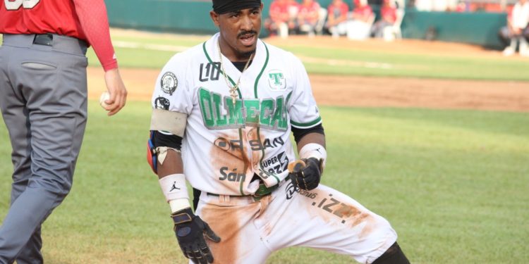 Olmecas gana con ataque en la octava