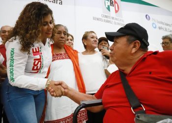En mi gobierno habrá más programas para la tercera edad: Leslie Hendricks Rubio