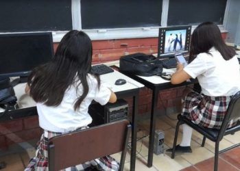 Suspenden a 3 profesores de una preparatoria en Monclova por denuncias de acoso sexual contra estudiantes