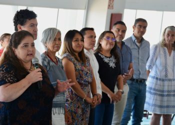 Festeja la Unicaribe a sus docentes mejorando sus condiciones laborales