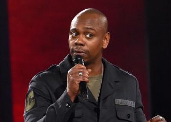 Agreden al comediante Dave Chappelle en espectáculo en Los Ángeles