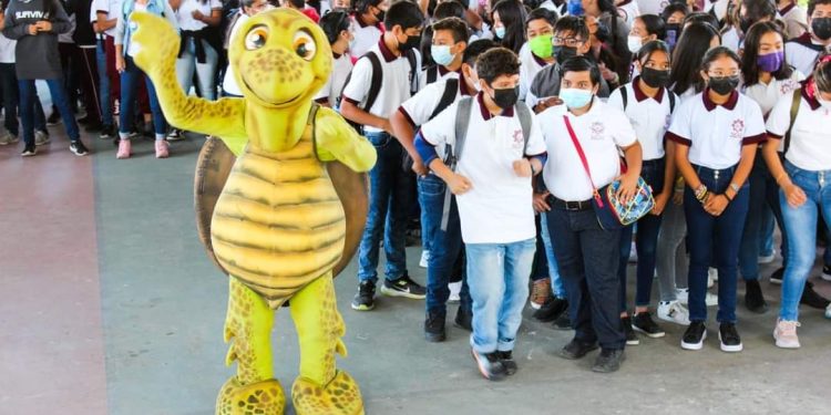 En el Día Mundial del Reciclaje convocan a las y los estudiantes isleños a conservar el medio ambiente