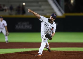 Bailan Tigres «La Bamba» al caer ante los jarochos aquí en Cancún