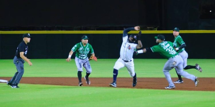 Gana Olmecas y recupera el liderato