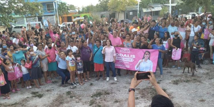 Arropan morenistas y verdes a Odalis Gómez