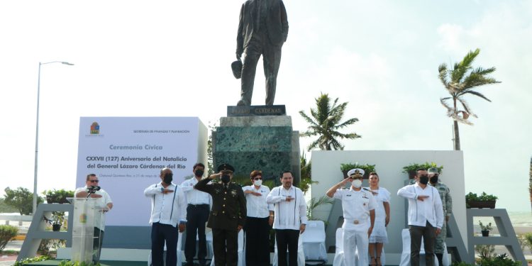 El gobierno del estado conmemora el 127 aniversario del natalicio del general Lázaro Cárdenas