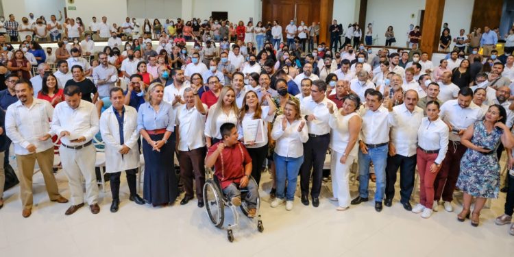 Los servicios de salud deben comenzar por la población más vulnerable