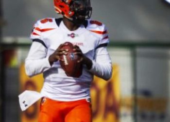 Jeremy Johnson lleva a Parrilleros a «freír» a los Tiburones